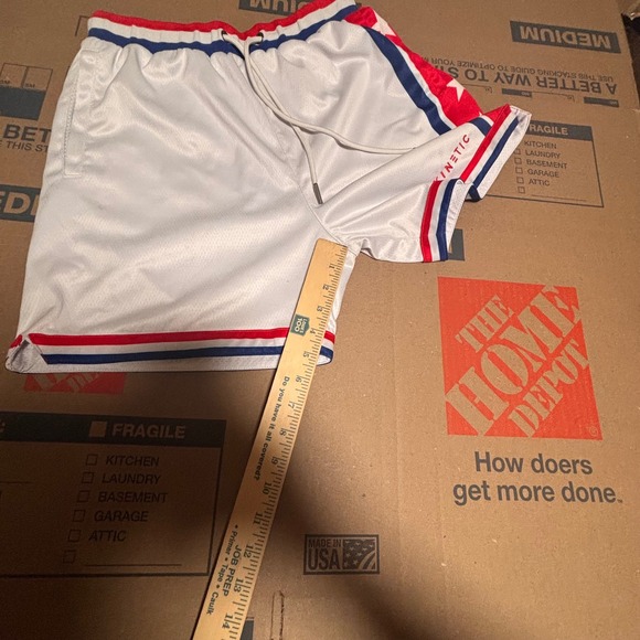 KINETIC Men's Basketball Shorts White Red Blue Stars Size Medium - Picture 8 of 10